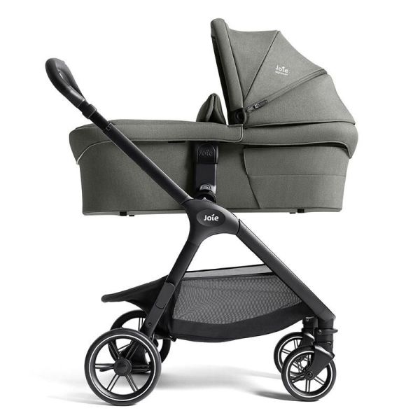 Poussette Valora™ Signature avec habillage pluie & adaptateurs – Joie