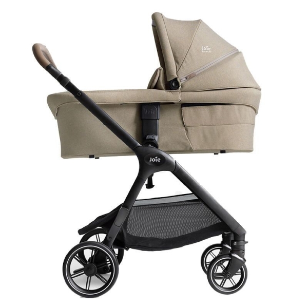Poussette Valora™ Signature avec habillage pluie & adaptateurs – Joie